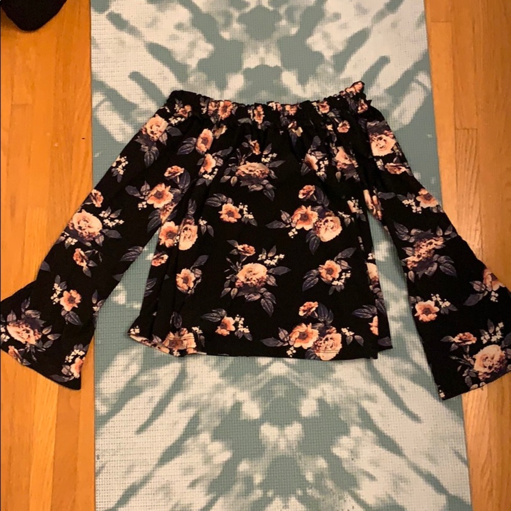 Off the shoulder ardene flower top